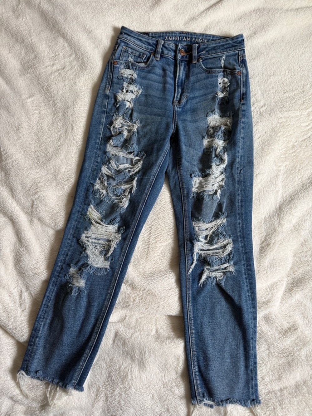 American Eagle Outfitters Distressed Dark Blue Skinny Jeans
